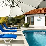 Casa vacanze Dream In Tala With Private Pool, Sea & Mountain Views & Garden Retreat *