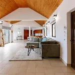 Dream In Tala With Private Pool, Sea & Mountain Views & Garden Retreat *