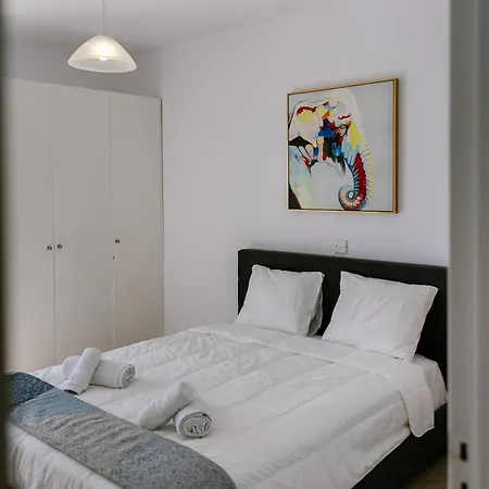 Dream In Tala With Private Pool, Sea & Mountain Views & Garden Retreat * パ フォス
