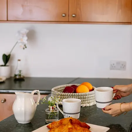 Dream In Tala With Private Pool, Sea & Mountain Views & Garden Retreat Semesterbostad Paphos