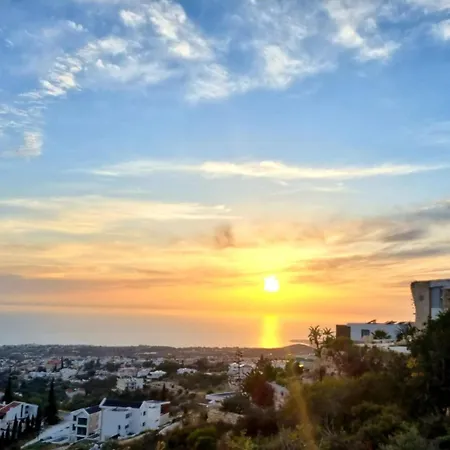 Dream In Tala With Private Pool, Sea & Mountain Views & Garden Retreat Semesterbostad