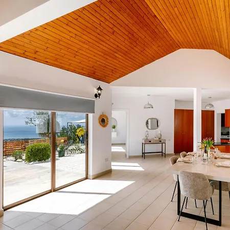 Dream Villa In Tala With Private Pool, Sea & Mountain Views & Garden Retreat Casa de Férias *