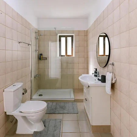 Dream In Tala With Private Pool, Sea & Mountain Views & Garden Retreat Paphos