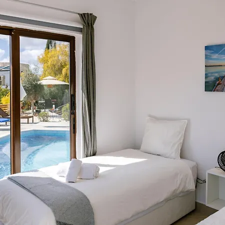 Dream Villa In Tala With Private Pool, Sea & Mountain Views & Garden Retreat *