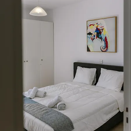 Dream In Tala With Private Pool, Sea & Mountain Views & Garden Retreat Сasa de vacaciones *