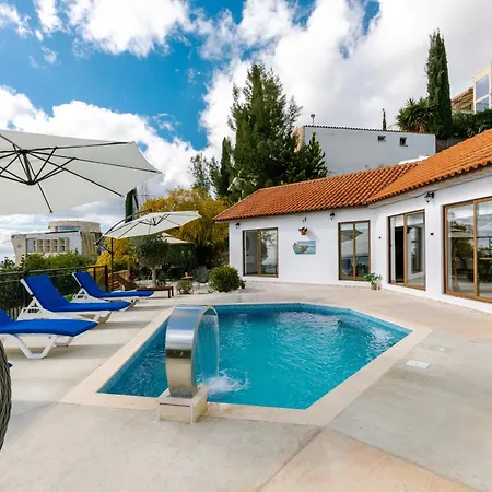 Сasa de vacaciones Dream In Tala With Private Pool, Sea & Mountain Views & Garden Retreat Paphos