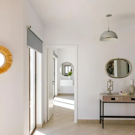 Dream In Tala With Private Pool, Sea & Mountain Views & Garden Retreat Tatil Evi Pafos