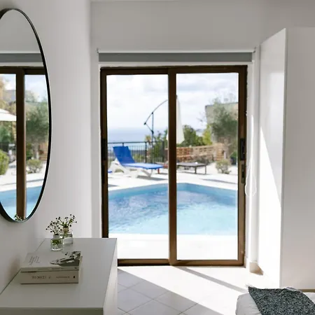 Dream In Tala With Private Pool, Sea & Mountain Views & Garden Retreat Pafos