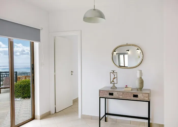 別荘 Dream In Tala With Private Pool, Sea & Mountain Views & Garden Retreat *