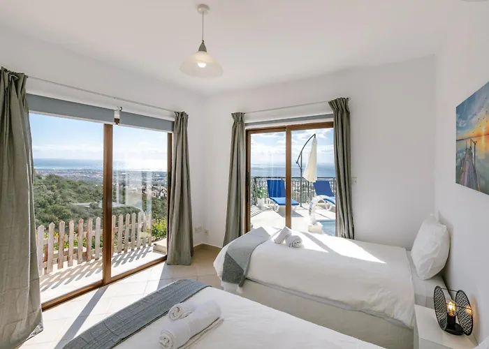 別荘 Dream In Tala With Private Pool, Sea & Mountain Views & Garden Retreat *