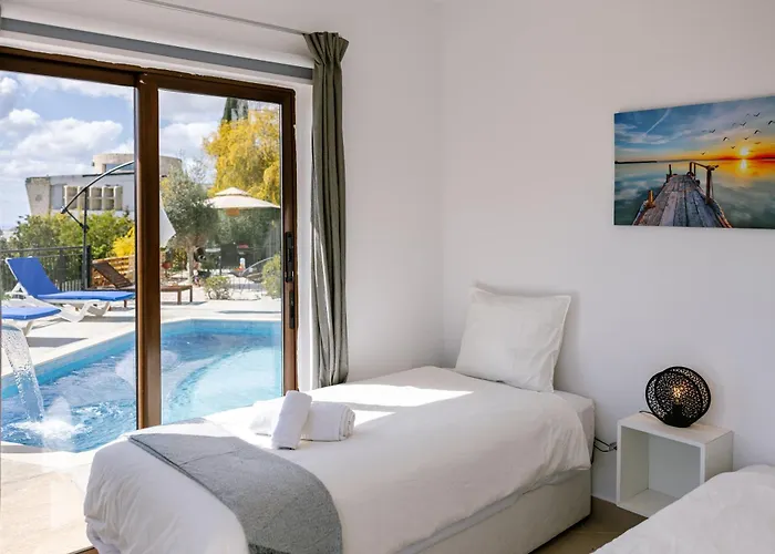 Dream In Tala With Private Pool, Sea & Mountain Views & Garden Retreat *