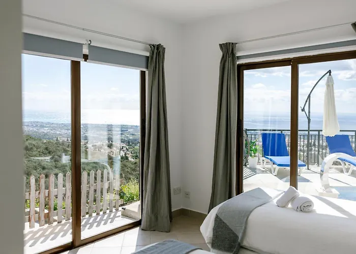 Dream In Tala With Private Pool, Sea & Mountain Views & Garden Retreat 別荘 *