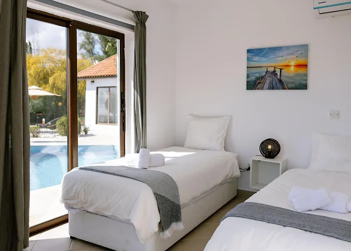 別荘 Dream In Tala With Private Pool, Sea & Mountain Views & Garden Retreat *