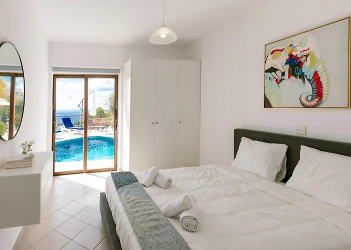 Dream In Tala With Private Pool, Sea & Mountain Views & Garden Retreat 別荘 *