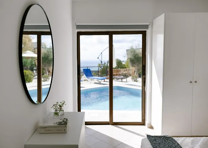 Dream In Tala With Private Pool, Sea & Mountain Views & Garden Retreat パ フォス