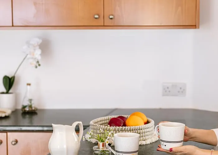 Dream In Tala With Private Pool, Sea & Mountain Views & Garden Retreat 別荘