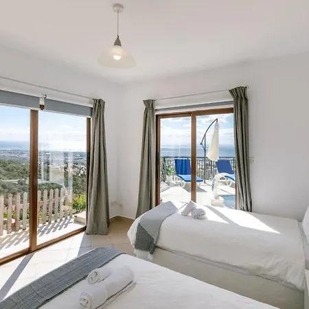 Holiday home Dream In Tala With Private Pool, Sea & Mountain Views & Garden Retreat *