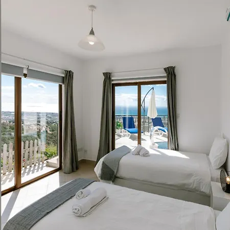 Dream In Tala With Private Pool, Sea & Mountain Views & Garden Retreat Holiday home *